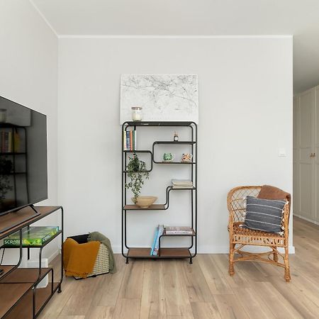 Tysiaclecia Studio Apartament Z Balkonem I Darmowym Parkingiem By Noclegi Renters Katowice Exterior foto