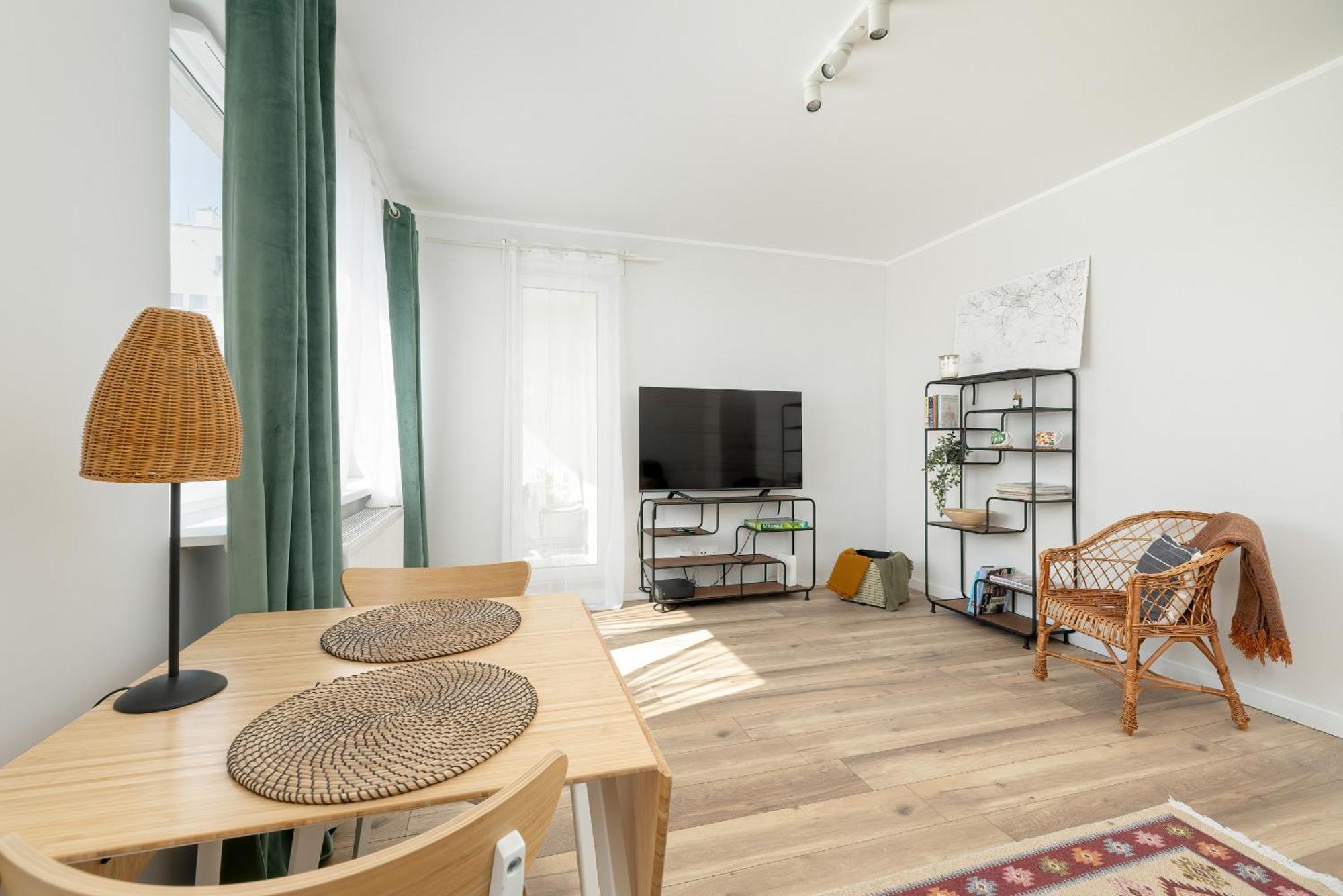 Tysiaclecia Studio Apartament Z Balkonem I Darmowym Parkingiem By Noclegi Renters Katowice Exterior foto